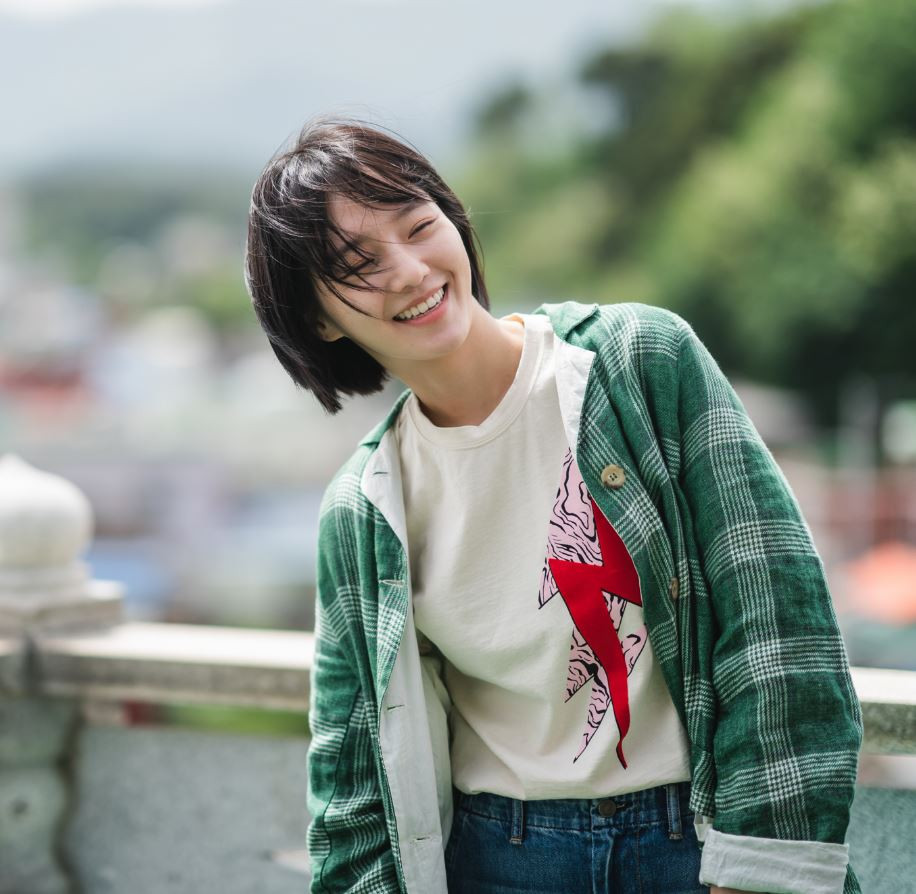 《雖然是精神病但沒關係》朴珪瑛造型解析4：朱里「層疊式造型」，陽光又可愛