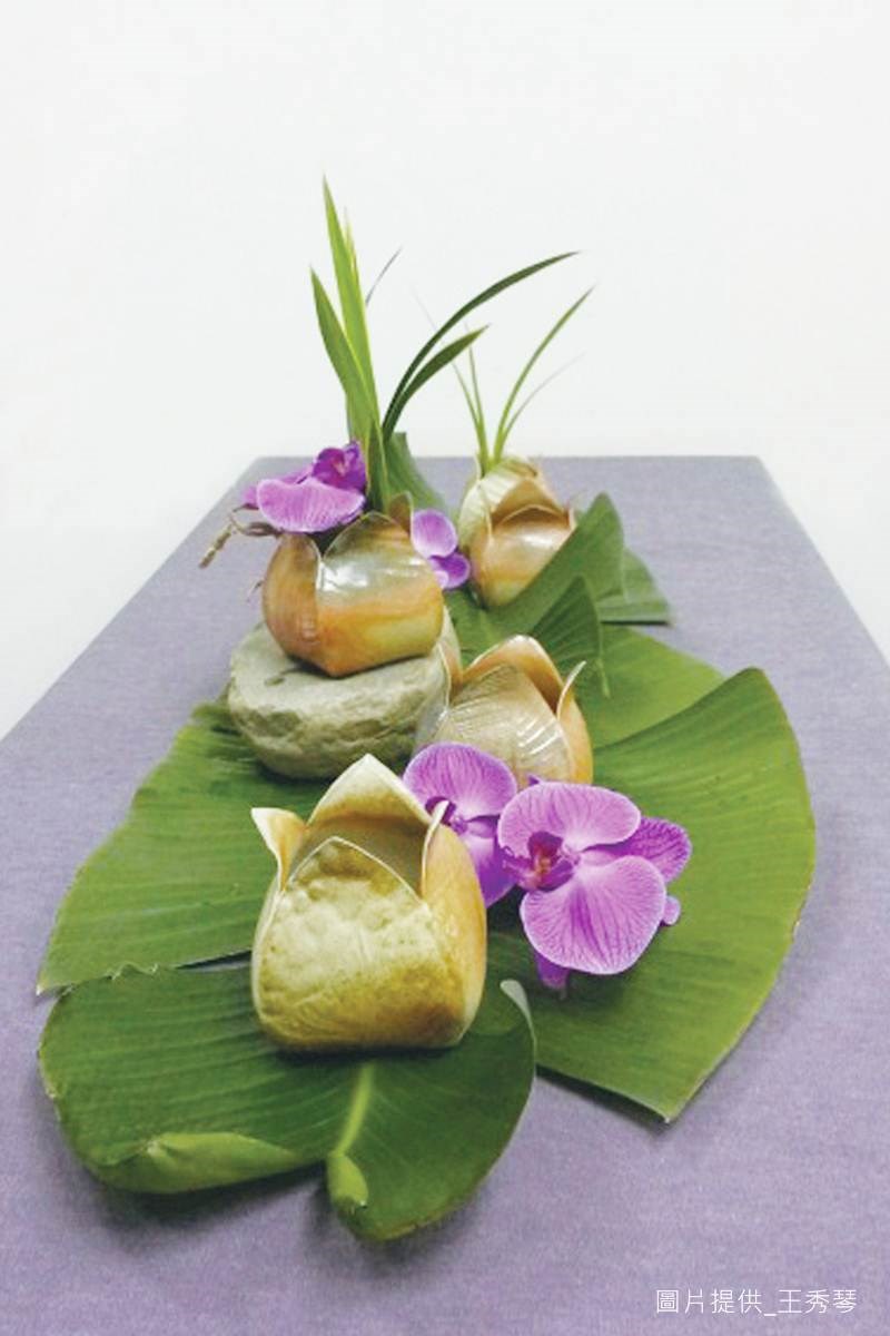 台灣手作食器有著溫潤、質樸的性質，多以陶製食器為主