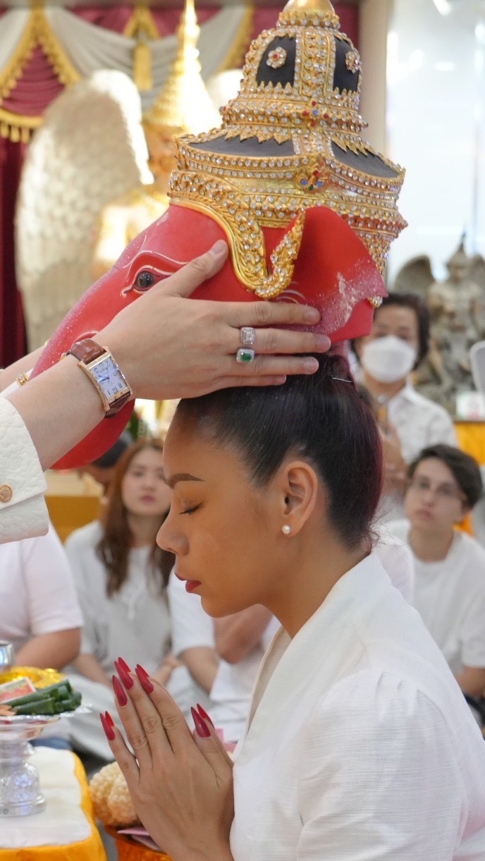 บ้านหมอดูยายาอมลชญา