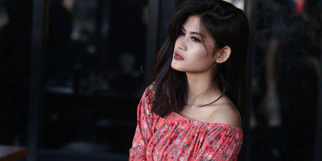 Mencintai Dalam Diam Semakin Ingin Melupakan Semakin Susah Melepaskan Vemale Com Line Today