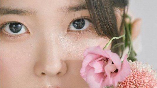 想擁有一雙迷人電眼？新手必學的貼雙眼皮教學！原來想擁有一雙迷