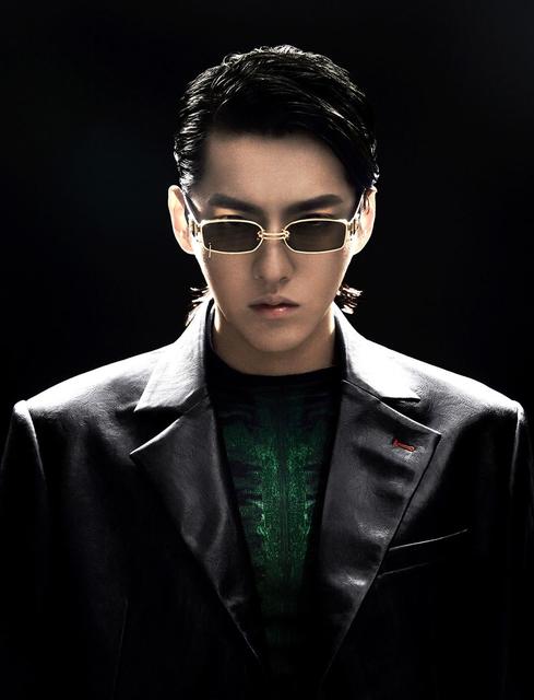 這有3款，每一款都帶有一點未來感。