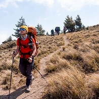 【山知識】淺談重裝登山包與輕量登山包的差異