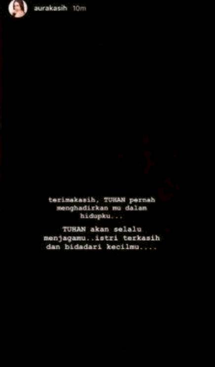 Curhat Aura Kasih Tentang Mantan Ungkap Kisah Cinta Masa Lalu Brilio Net Line Today