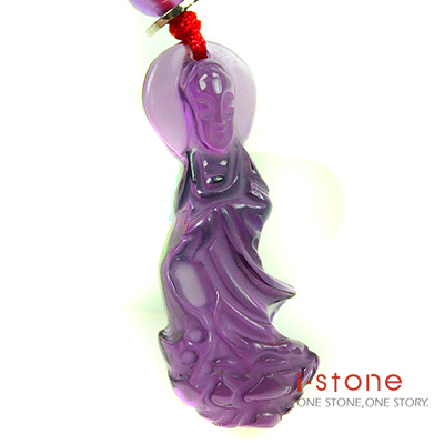 ～觀音菩薩是四大菩薩之一。他相貌端莊慈祥，經常手持淨瓶楊柳，具有無量的智慧和神通，大慈大悲，普救人間疾苦。