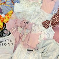 เสื้อผ้าร้านเนย👚🧺