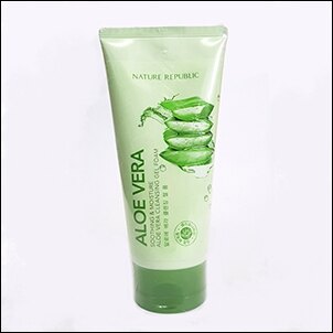 韓國代購 렌징 Nature Republic SOOTHING & MOISTURE ALOE VERA CLEANSING GEL FOAM 自然樂園 舒緩滋潤保濕蘆薈泡沫凝膠洗面乳