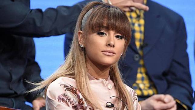 Mahkota Ariana Grande Mau Dijual, Harganya Bikin Melongo