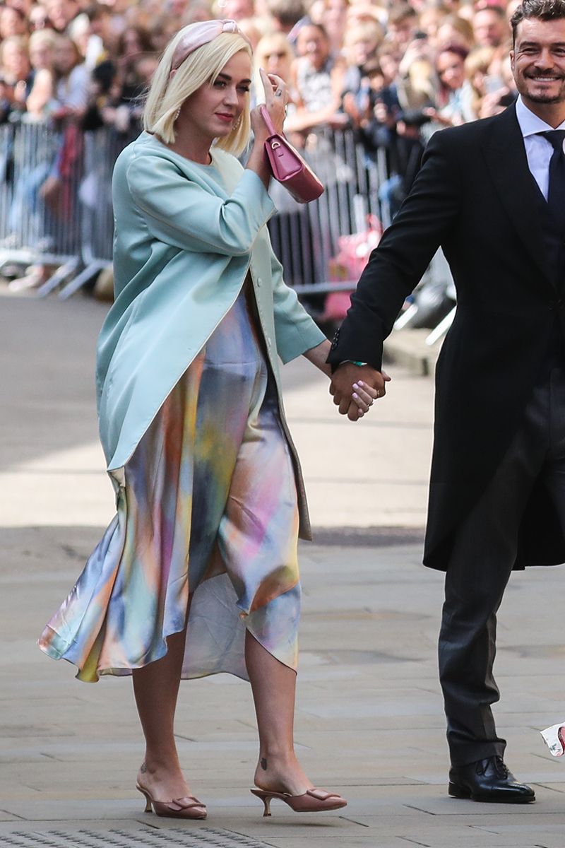 おしゃれセレブがお手本 結婚式の お呼ばれコーデ 集