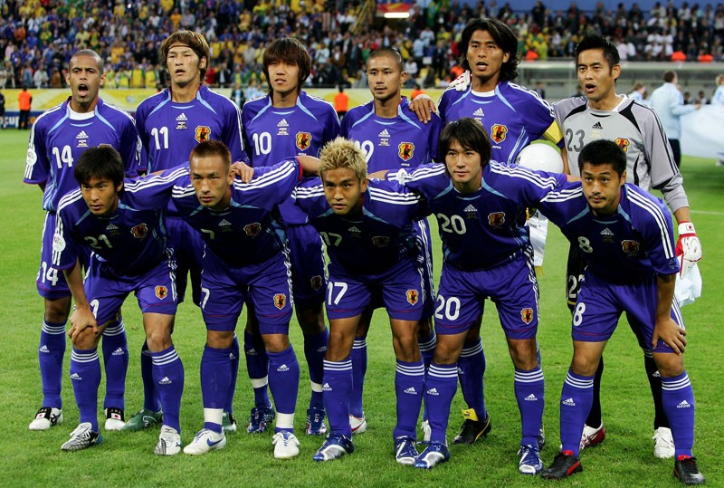 炎、富士山、日本刀！これが日本代表の歴代「W杯ユニフォーム」（Qoly）