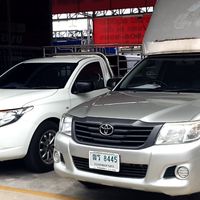 รถยนต์มือสอง by เอ มนตรี