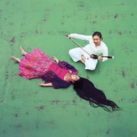 二胡と歌 “アカラ”