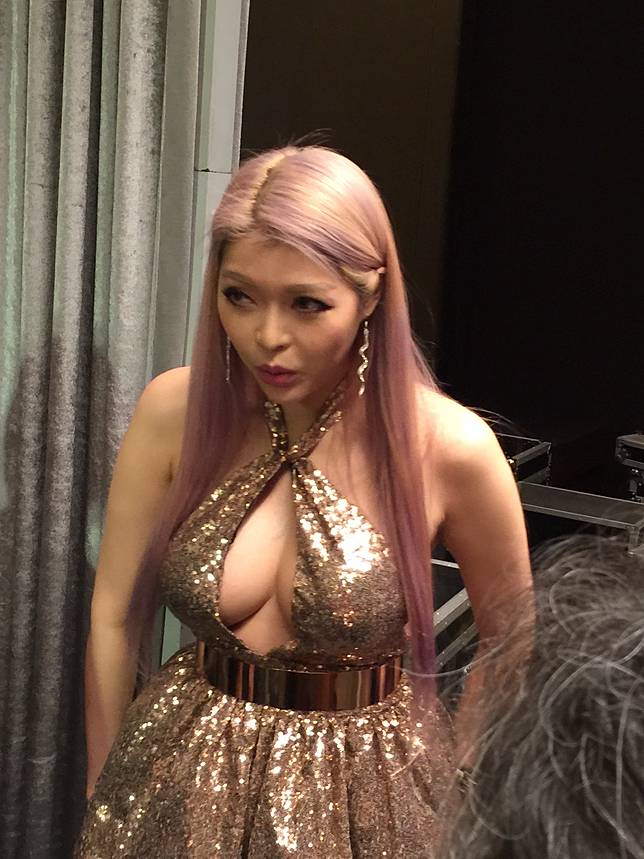 殷琦追求者財力雄厚 停紅綠燈都能順便買房 聯合新聞網 LINE TODAY