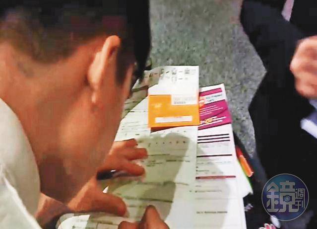 【一入境就被騙1】獨家直擊詐騙現場　外國人還沒出桃機就被剝2層皮