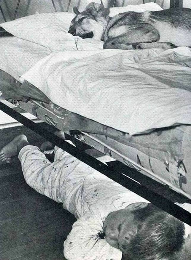 10 Foto Vintage Bikin Terenyuh: Ada Rasa Haru Saat Melihatnya