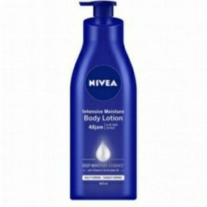 長時間的鎖水保濕，讓肌膚不再乾燥 加強滋潤保濕配方，質地清爽不黏膩 經皮膚相容性測試