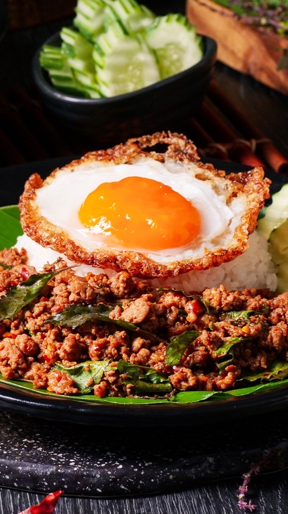 กะเพราพริกแห้งโบราณ  (ส่งฟรี)