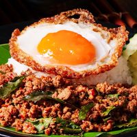 กะเพราพริกแห้งโบราณ  (ส่งฟรี)