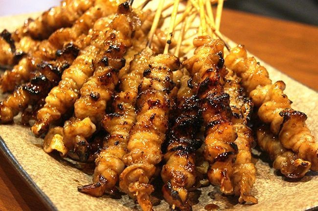 破格 鶏皮焼き鳥が食べ放題567円 あぶりや 天神大名店