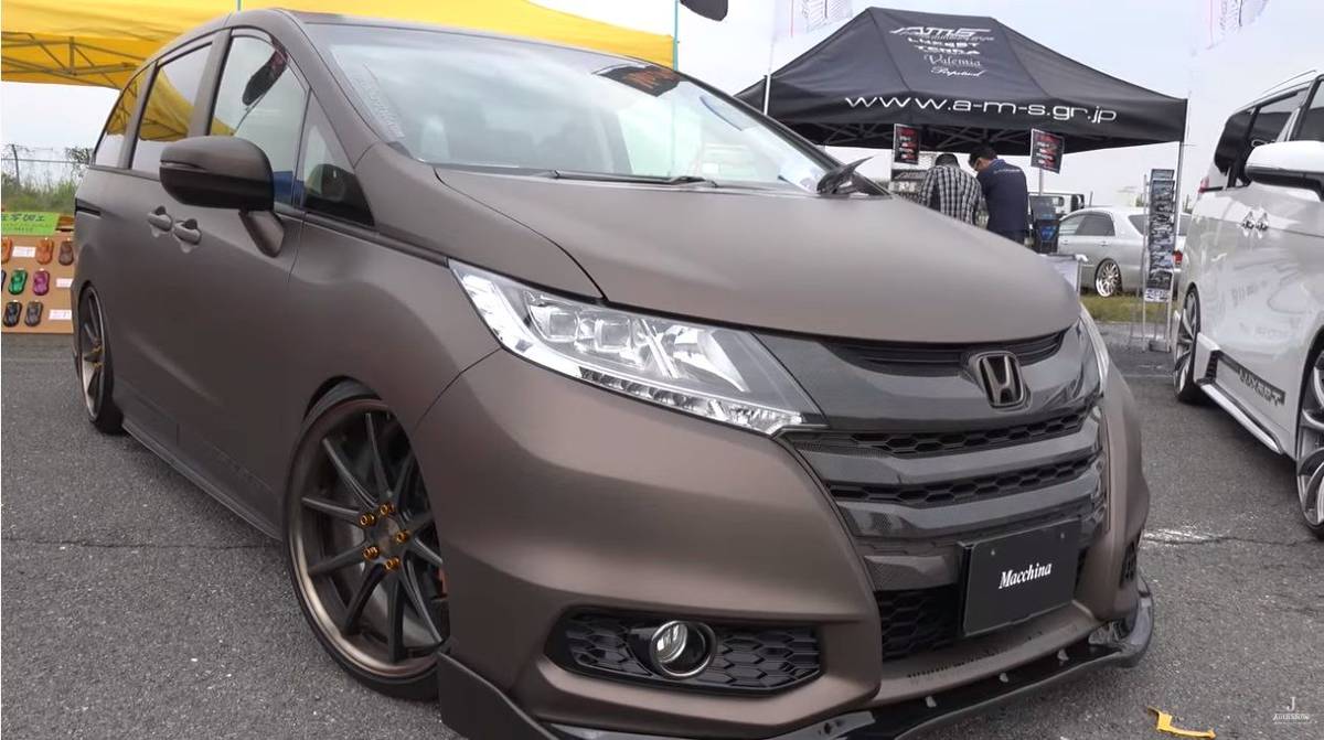 Honda Odyssey Tampil Elegan Dengan Full Body Wrapping Coklat Gridoto LINE TODAY Honda Odyssey Tampil Elegan Dengan Full Body Wrapping Coklat Gridoto LINE TODAY