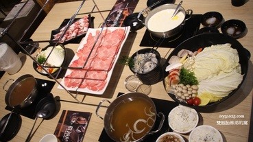 高雄火鍋美食推薦 | 肉多多火鍋 | 海陸分享餐 | 湯底肉品種類多 | 服務超貼心