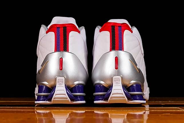 raptors nike shox bb4