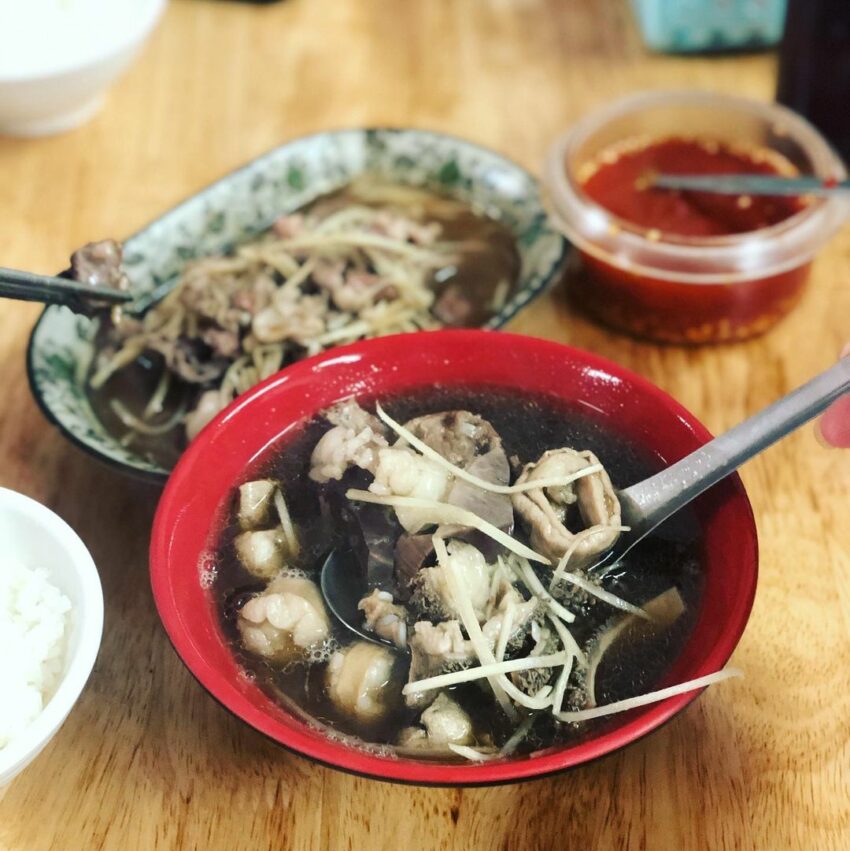 台東美食推薦｜台東必吃美食這麼多怎麼挑？就讓熱愛台東的小編來推薦最熱門的【 2021台東美食懶人包 】，這次總共有15家必吃的 台東美食餐廳 ，包含： 台東市區美食 、 正氣路美食 、無菜單料理…等，一次報給你知！現在就跟著小編一起吃遍 台東美食地圖 吧～