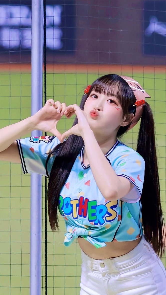 邊荷律 丹妃的小天地🍞💖