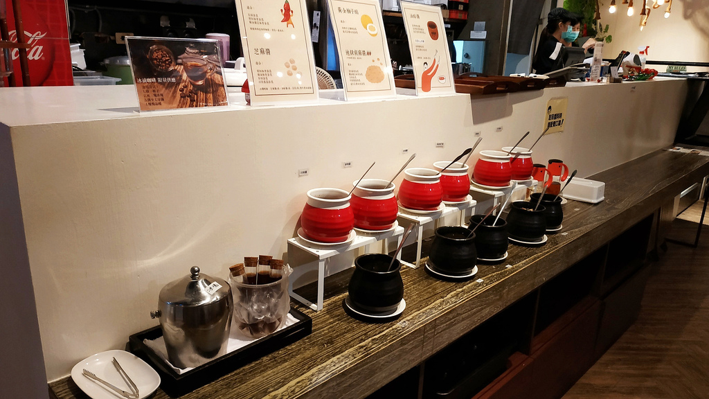 美食|推薦 高雄個人鴛鴦鍋姜一鼎 河堤店 ,超香超美味手工麻辣湯鍋及秘製麻辣鴨血25.jpg 美食|推薦 高雄個人鴛鴦鍋姜一鼎 河堤店 ,超香超美味手工麻辣湯鍋及秘製麻辣鴨血25.jpg