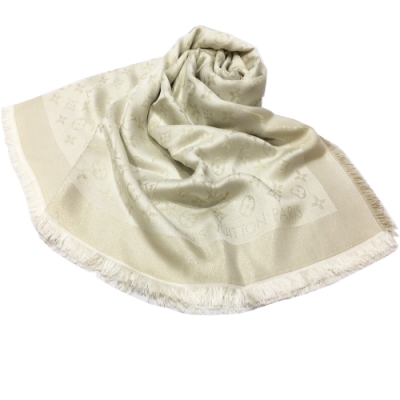 超大尺吋，可當披肩 / 圍巾 輕柔溫暖，質感絕佳 絲、羊毛/金銀線混紡製造