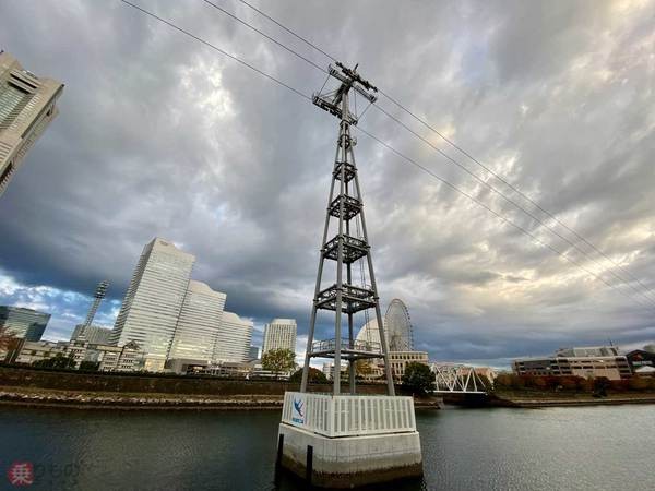 横浜 みなとみらいにロープウェイ建設中 名物は廃線跡