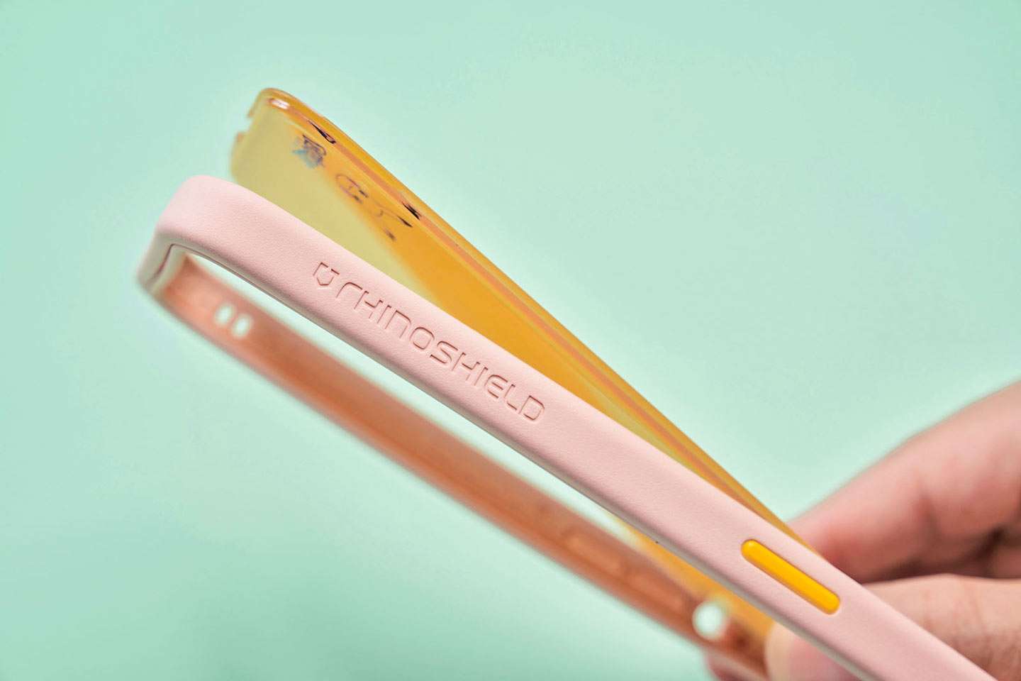 最強防護來襲！專為 iPhone12 系列量身打造的犀牛盾組合：3D 壯撞貼、Mod NX + SolidSuit 完美打造 360 度零死角防護！