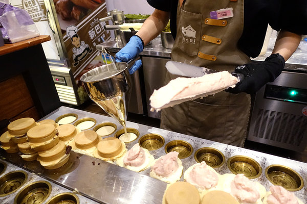信義區車輪餅-青畑九號豆製所台北快閃店，新竹超人氣浮誇系車輪餅台北信義區03/01-04/22人氣口味和獨家口味統一時代百貨期間限定，台北好吃車輪餅