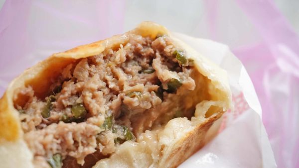 【台北美食】黃記韭菜盒-林森北路上少見的平價餅皮美食店家