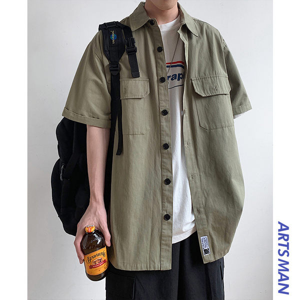 現貨 翻領短袖工裝襯衫夏季潮流時尚五分袖薄款學生男襯衣 素面襯衫 襯衫 潮流男裝