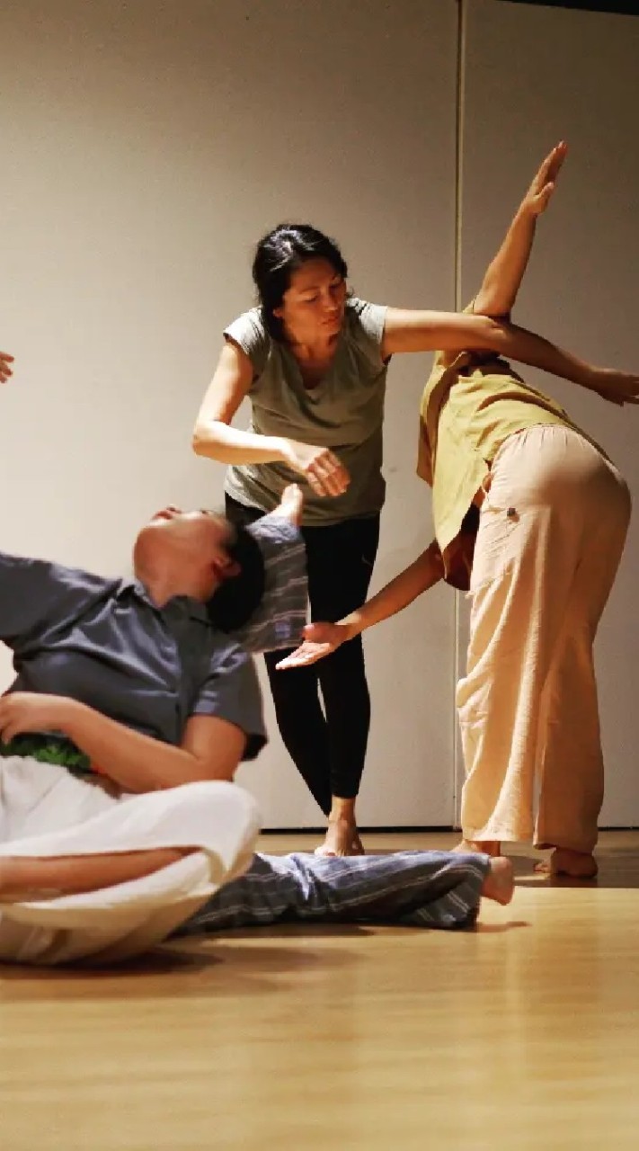 ณ จุดพบ Contact Improvisation Community Bangkok