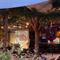 ร้านอยู่ล้ง