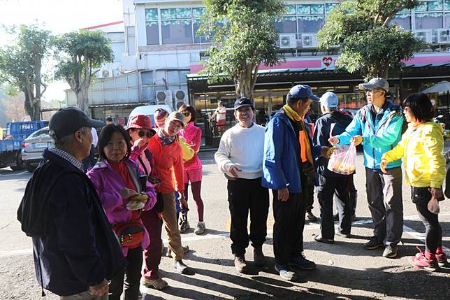 出關古道連走十份崠古道 龍騰斷橋 健行筆記 Line Today