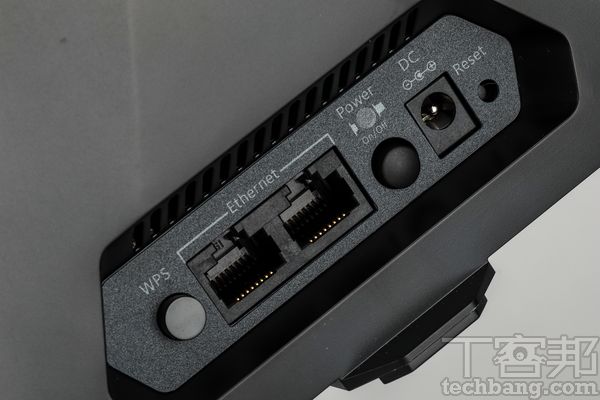 Netgear Nighthaek X6 EX7700－ AC2200三頻無線Mesh延伸器