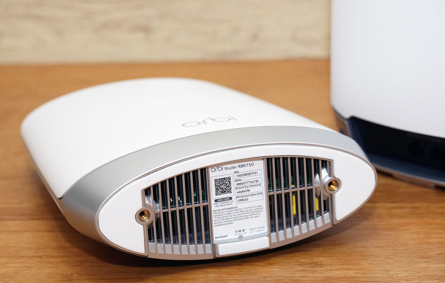 零死角收訊與優異網速：NETGEAR Orbi AX5400 三頻 Wi-Fi 6 延伸系統（RBK752）開箱與深度評測！