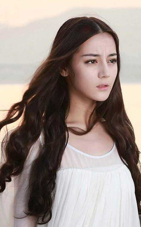 迪麗熱巴主演陸劇網播量TOP 9：《逆光之戀》