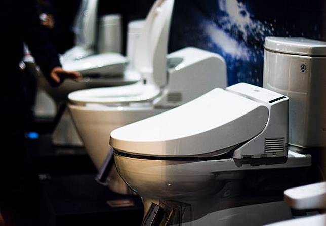 Bisa Ngomong Ini 5 Inovasi Toilet Canggih Yang Sebenarnya Gak Penting Jalantikus Line Today