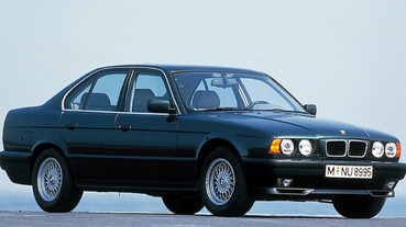 【老 J 推車】開老 B 的男人最帥！嚴選 5 輛 BMW 值得入手的經典老車，車迷：E30 我的最愛！