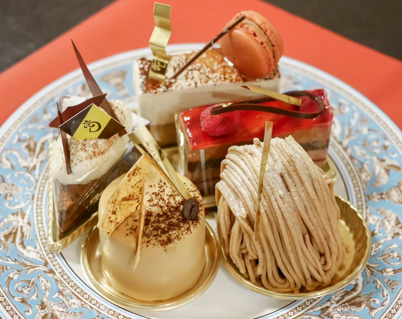 女子会におすすめ 気分を盛り上げる華やかテイクアウトスイーツ Charmmy