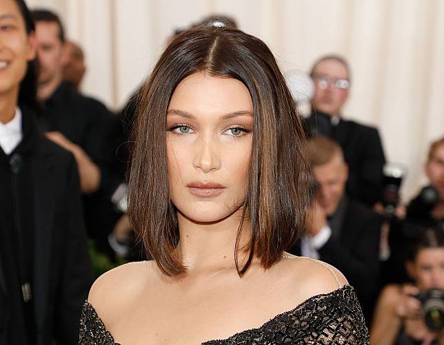 Dukungan dan Doa Bella Hadid untuk Palestina