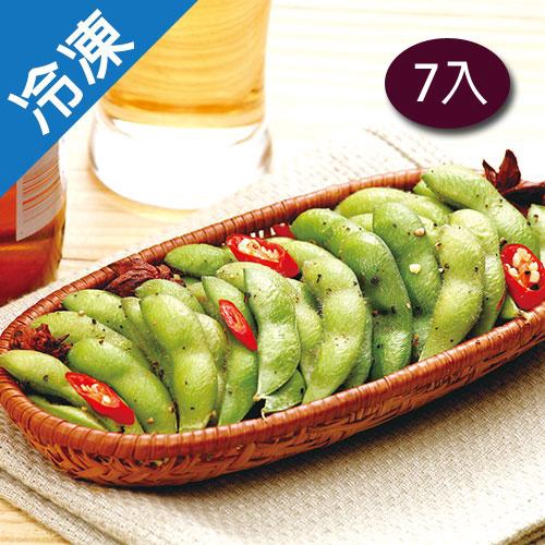 ◆ 餐館小菜裡讓人越吃越涮嘴的涼拌毛豆。有更多優質的蛋白 質，被稱作植物肉，很適合素食者補充營養。毛豆還含有大量 的氨基酸、膳食纖維、卵磷脂、大豆異黃酮、維生素B，以及 豐富容易吸收的鈣、磷、鎂 。 