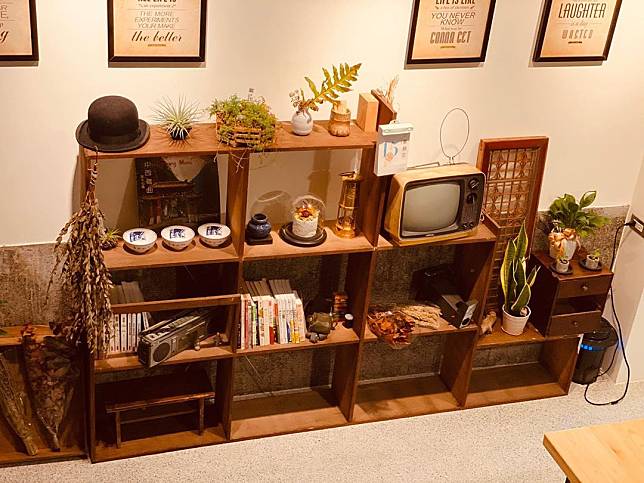 ▲民宿裡有很多老物，可以來尋寶 （圖／IG @hsu_che_hao）