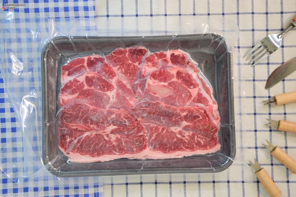 中秋肉品禮盒-愛食鮮DSC_0044Liz開懷大笑看世界.JPG