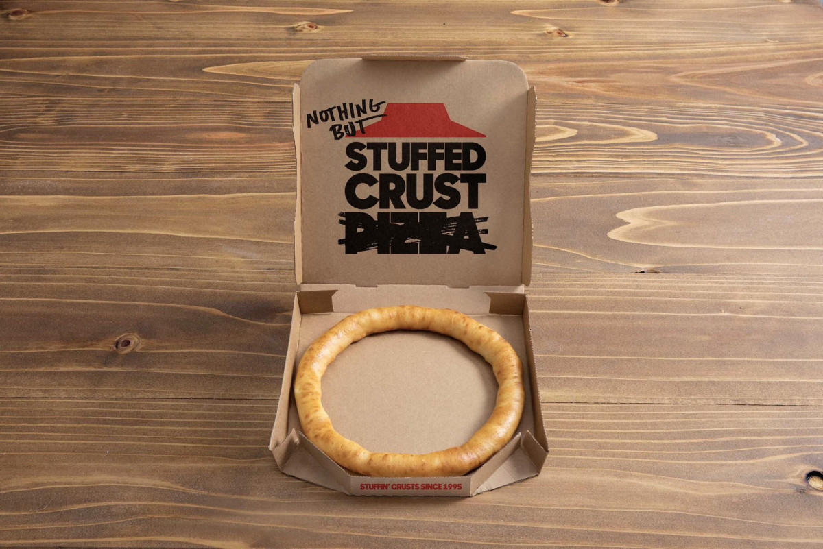 台灣吃得到！必勝客「芝心圈圈」愚人節限定只賣7天，牽絲起司超嗨網友直呼「別鬧！」