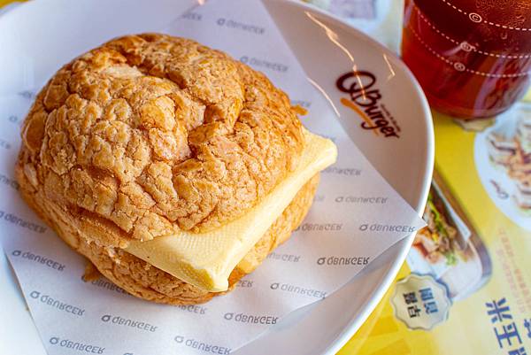 【蘆洲美食】Q Burger-正統香港與澳門的美味，首創港澳式早午餐店